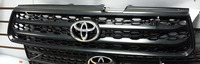 Решетка радиатора Toyota Rav4 00-03