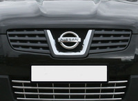 Решетка радиатора Nissan Qashqai 07-10 (черная)