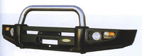 Силовой передний бампер с центральной хромированной дугой для MITSUBISHI TRITON 2005-07