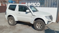 Фендера - расширители колесных арок Mitsubishi Pajero 4 2006+